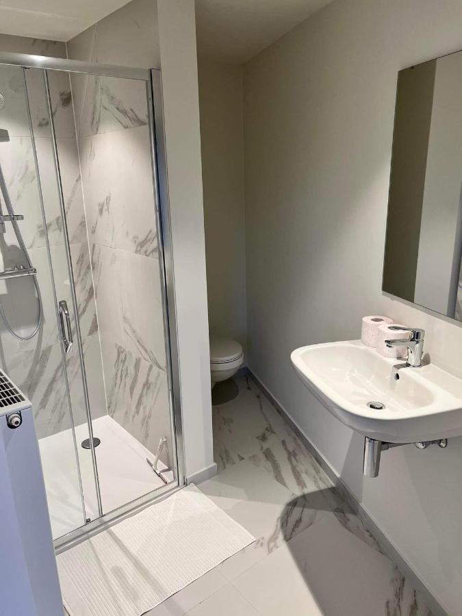Prachtige Kamer In Centrum Brugge Met Badkamer ! Zewnętrze zdjęcie