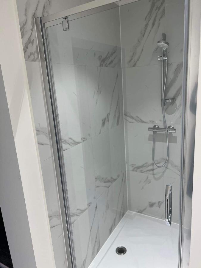 Prachtige Kamer In Centrum Brugge Met Badkamer ! Zewnętrze zdjęcie