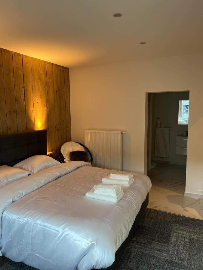 Prachtige Kamer In Centrum Brugge Met Badkamer ! Zewnętrze zdjęcie